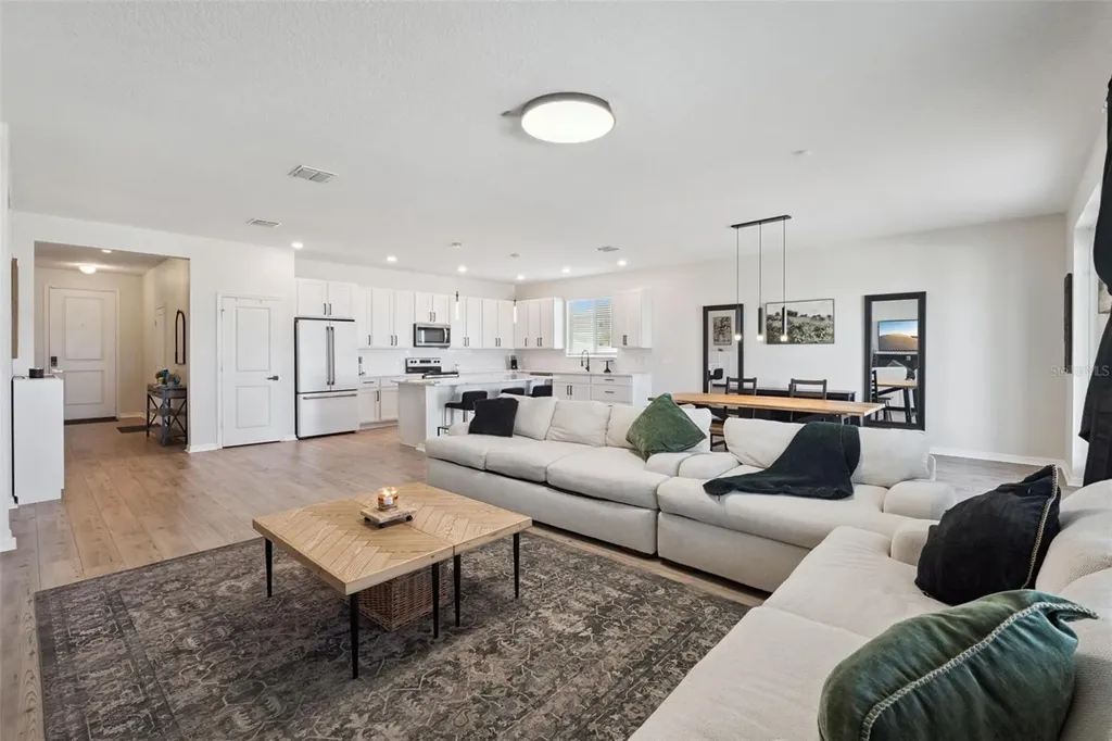 2429 Begonia Street Mascotte FL 34753