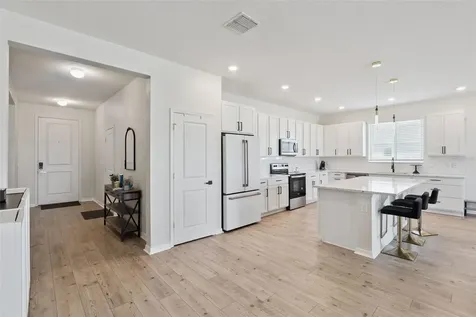 2429 Begonia Street Mascotte FL 34753