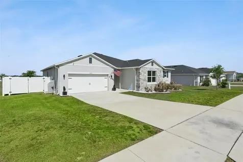 2429 Begonia Street Mascotte FL 34753