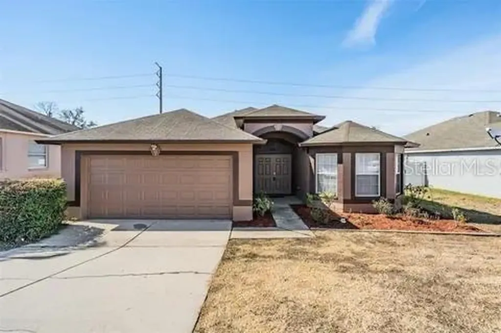 7637 Merchantville Circle Zephyrhills FL 33540