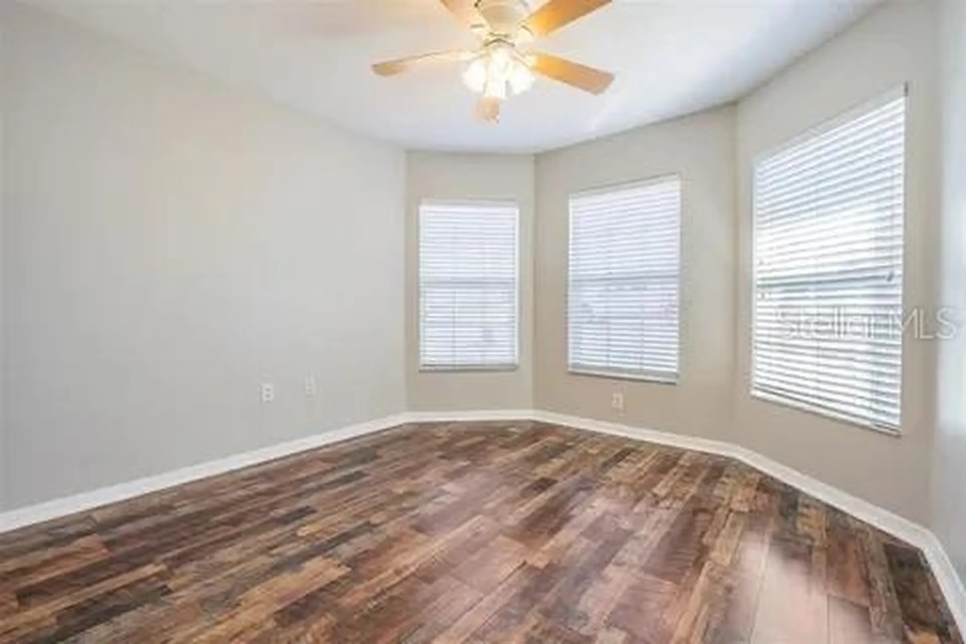 7637 Merchantville Circle Zephyrhills FL 33540
