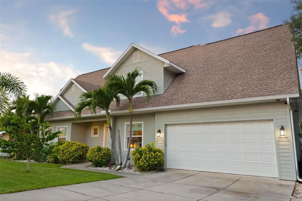 112 S Florida Avenue Tarpon Springs FL 34689