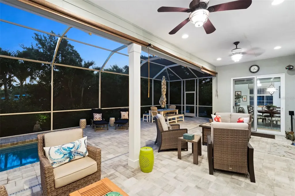 112 S Florida Avenue Tarpon Springs FL 34689