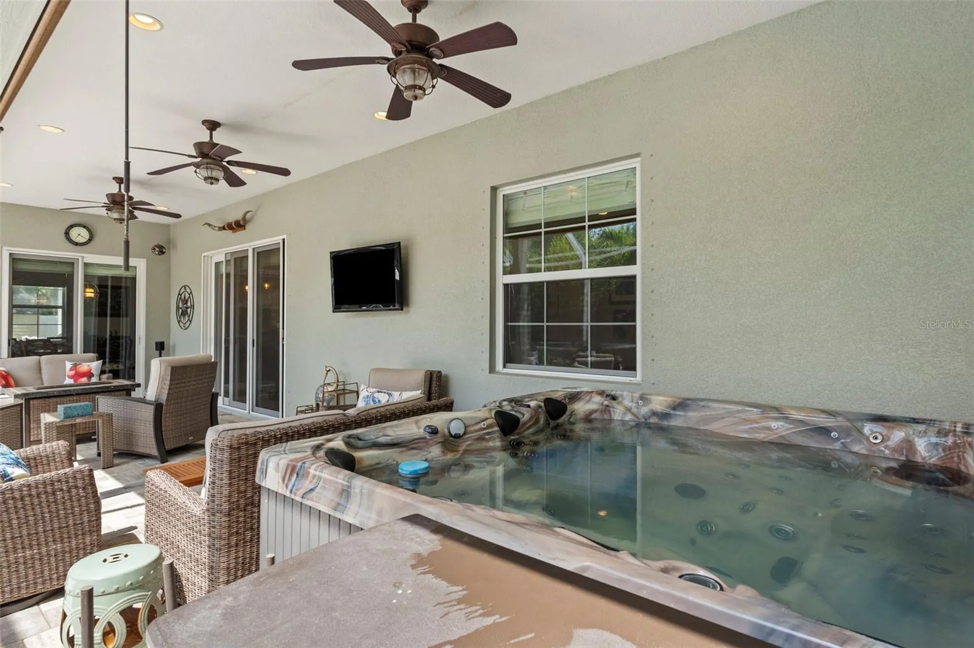112 S Florida Avenue Tarpon Springs FL 34689