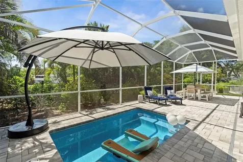 112 S Florida Avenue Tarpon Springs FL 34689