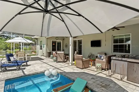 112 S Florida Avenue Tarpon Springs FL 34689