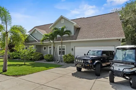 112 S Florida Avenue Tarpon Springs FL 34689