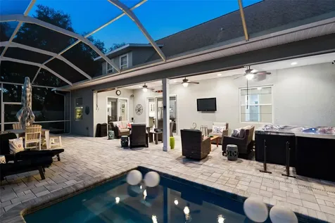 112 S Florida Avenue Tarpon Springs FL 34689