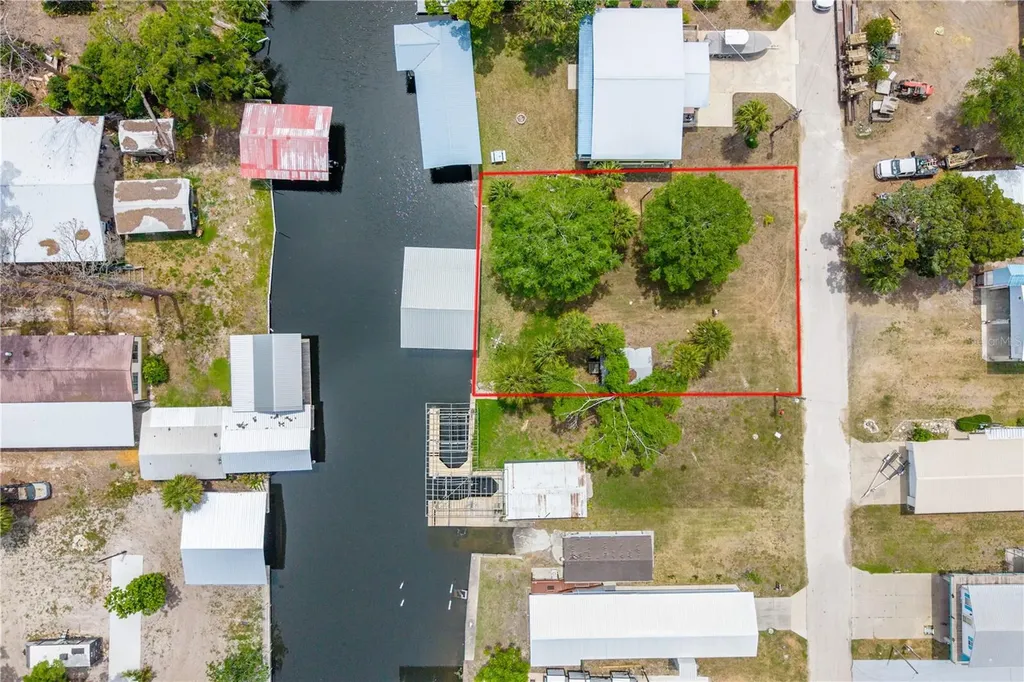 75 NE 236th Street Suwannee FL 32692