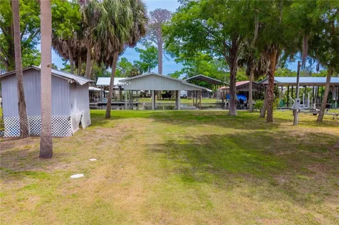 75 NE 236th Street Suwannee FL 32692