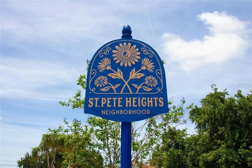 2222 34th Avenue N St Petersburg FL 33713