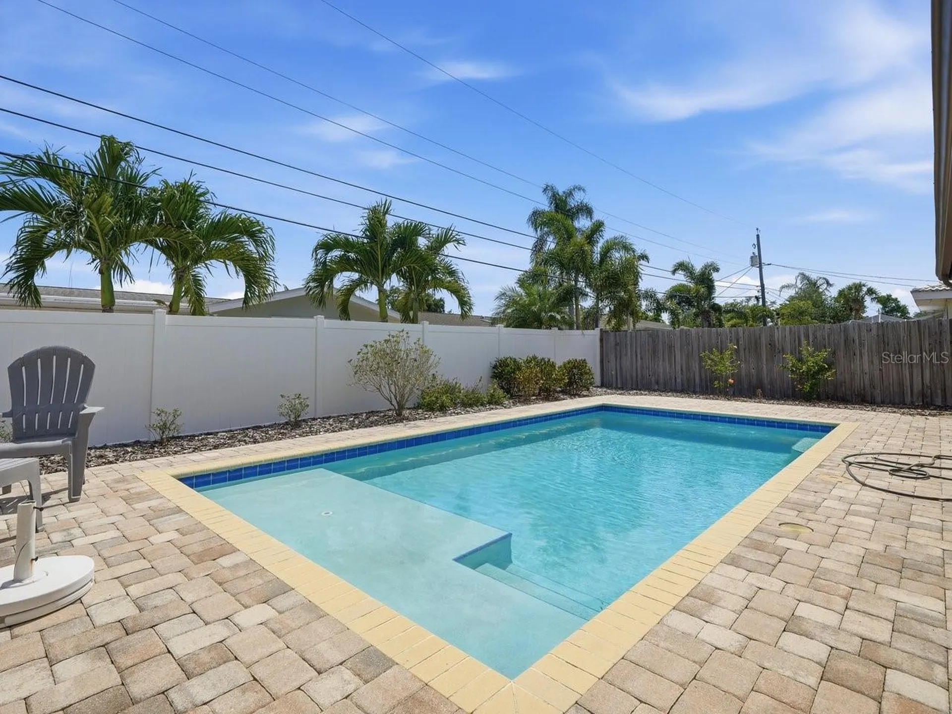 3650 Shady Bluffs Drive Largo FL 33770