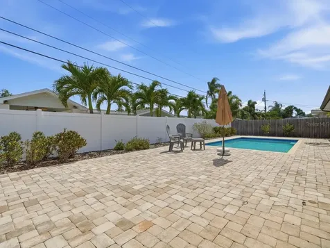 3650 Shady Bluffs Drive Largo FL 33770