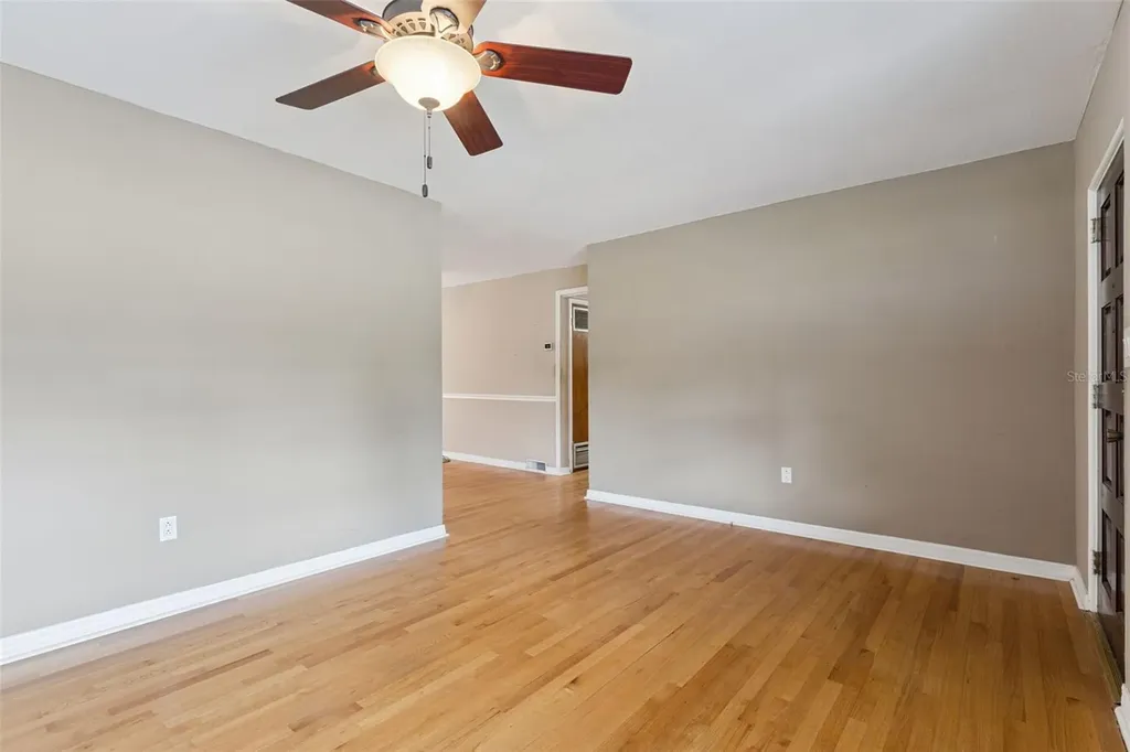 4203 Kildaire Avenue Orlando FL 32812