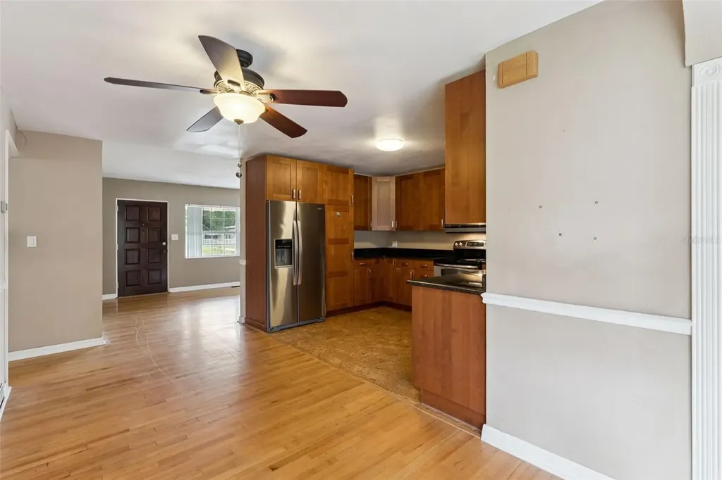 4203 Kildaire Avenue Orlando FL 32812