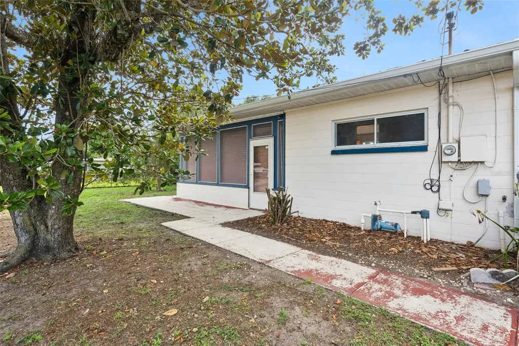 4203 Kildaire Avenue Orlando FL 32812