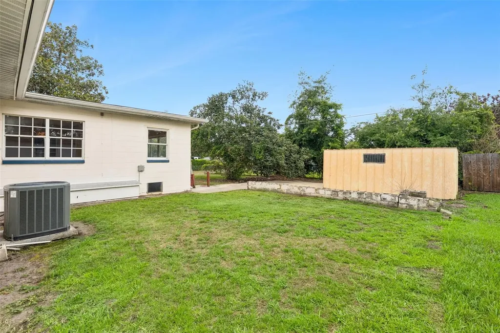 4203 Kildaire Avenue Orlando FL 32812