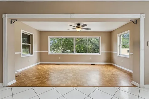 4203 Kildaire Avenue Orlando FL 32812