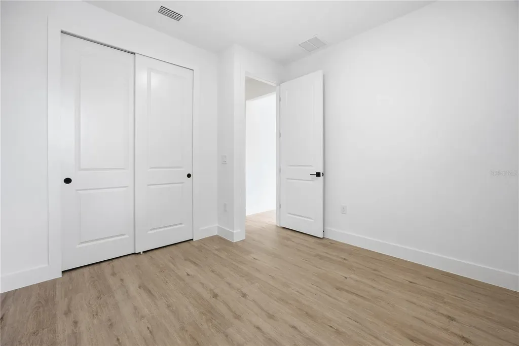 1 Oak Trail Ocala FL 34472