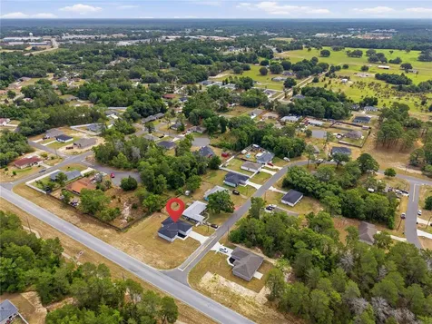 1 Oak Trail Ocala FL 34472