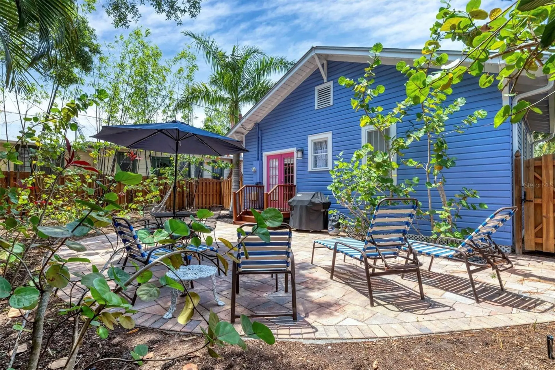 1676 Oak Street Sarasota FL 34236