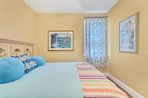 1676 Oak Street Sarasota FL 34236