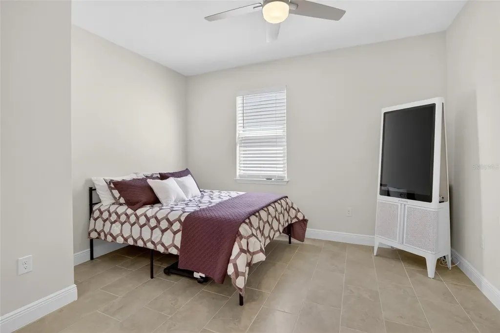 152 Bright Ibis Avenue Apollo Beach FL 33572