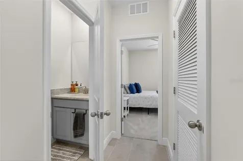 152 Bright Ibis Avenue Apollo Beach FL 33572