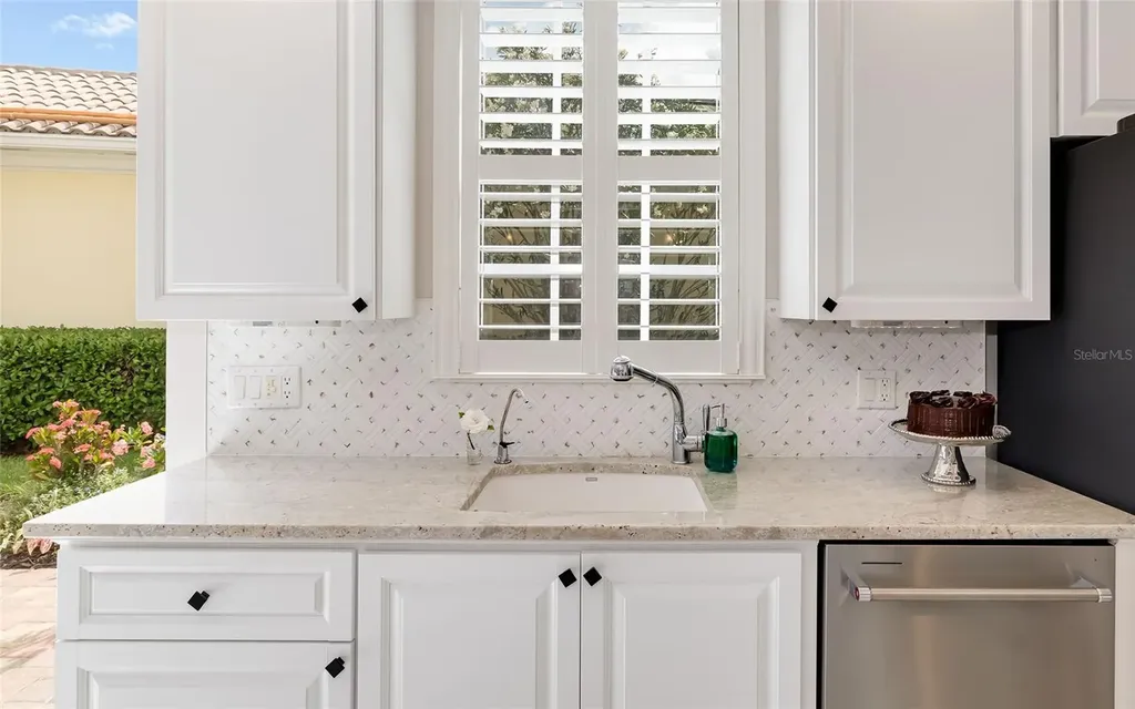 5538 Carmona Place Sarasota FL 34238