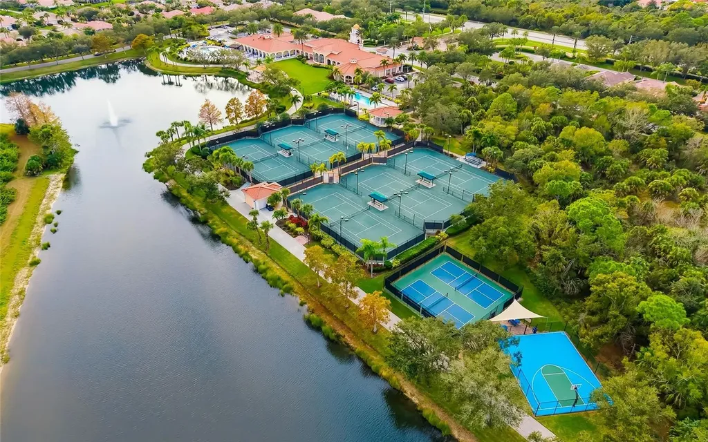 5538 Carmona Place Sarasota FL 34238