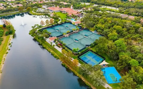 5538 Carmona Place Sarasota FL 34238