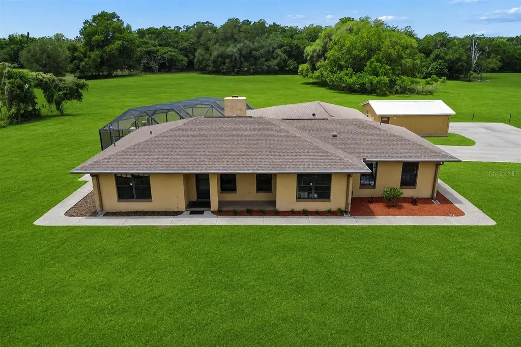 3501 Austin Trail Lane Plant City FL 33565