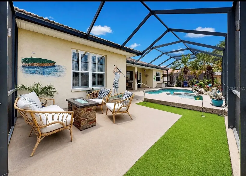 2208 Myrtle Vista Court Sun City Center FL 33573