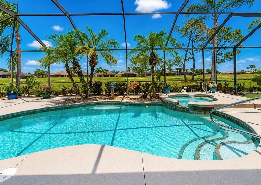 2208 Myrtle Vista Court Sun City Center FL 33573
