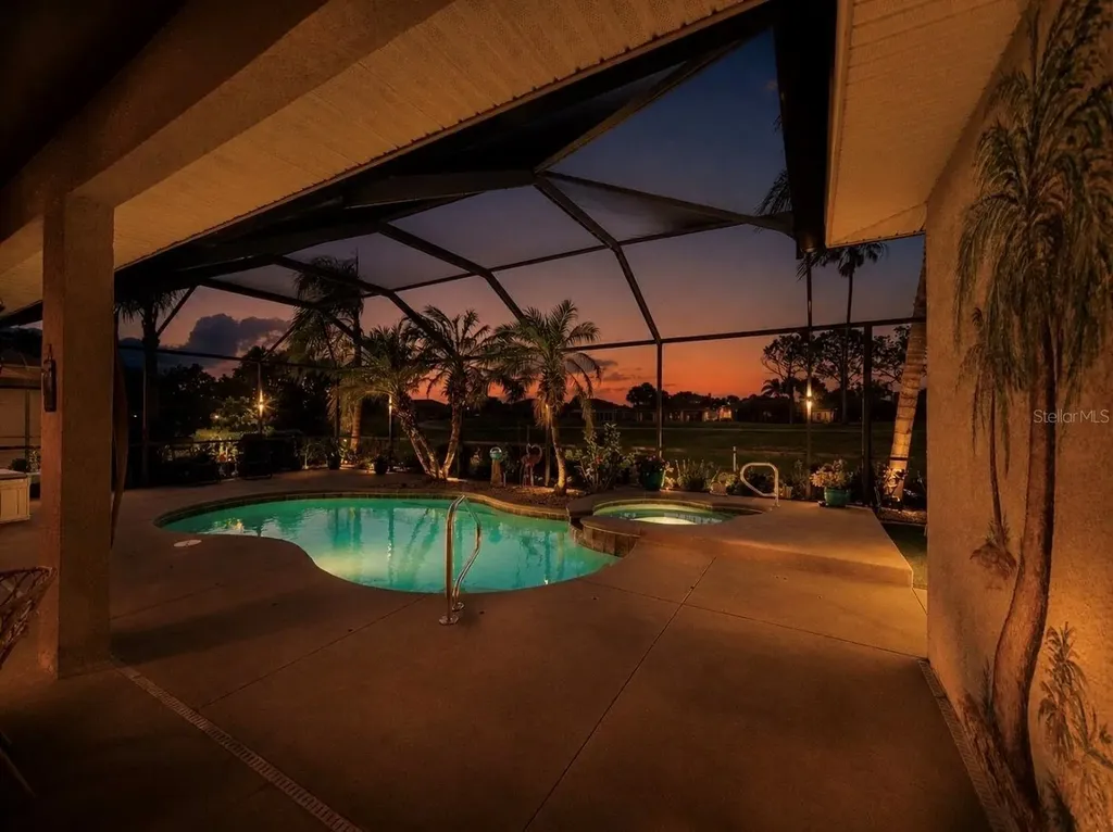 2208 Myrtle Vista Court Sun City Center FL 33573