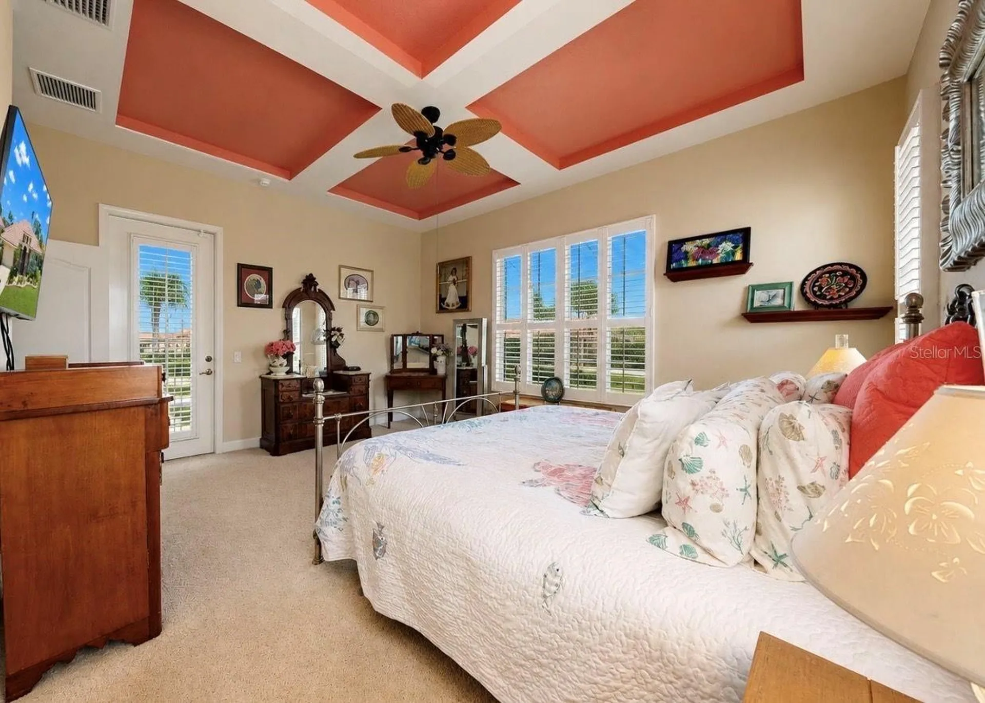2208 Myrtle Vista Court Sun City Center FL 33573