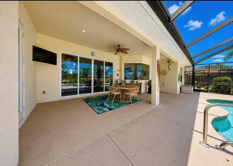 2208 Myrtle Vista Court Sun City Center FL 33573