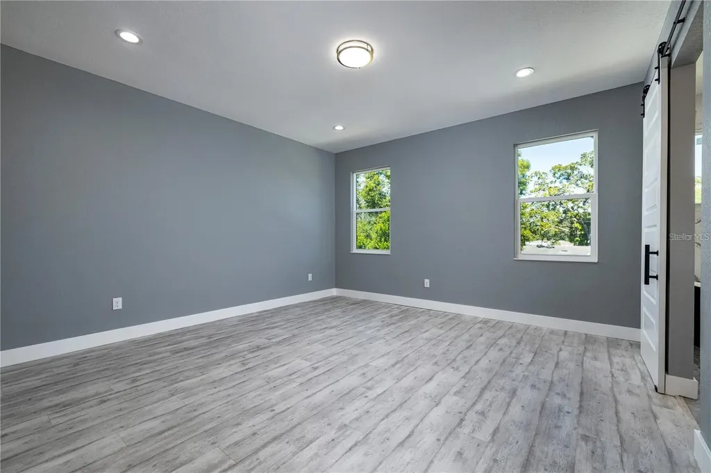 4205 W Arch Street Tampa FL 33607