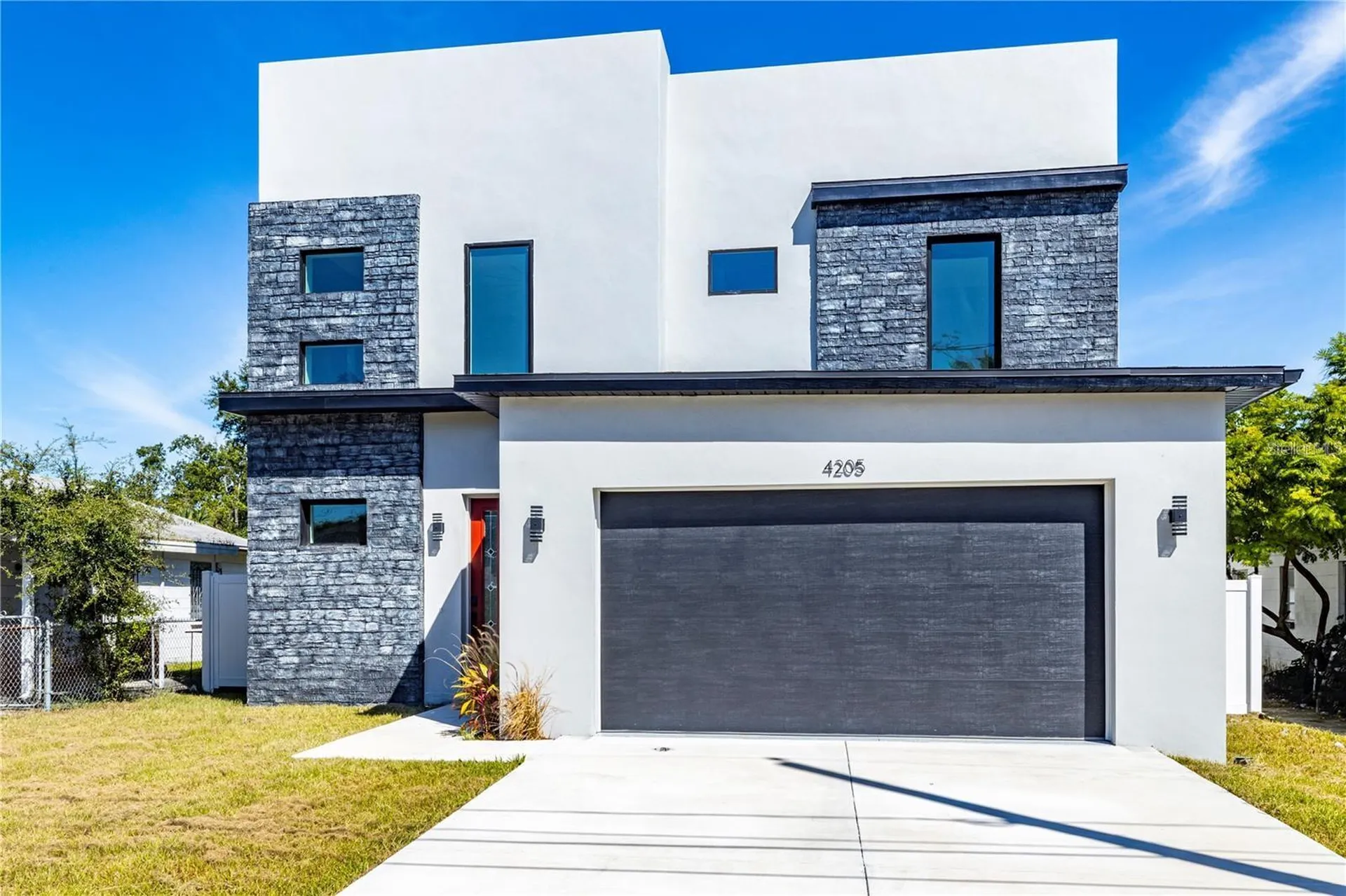 4205 W Arch Street Tampa FL 33607