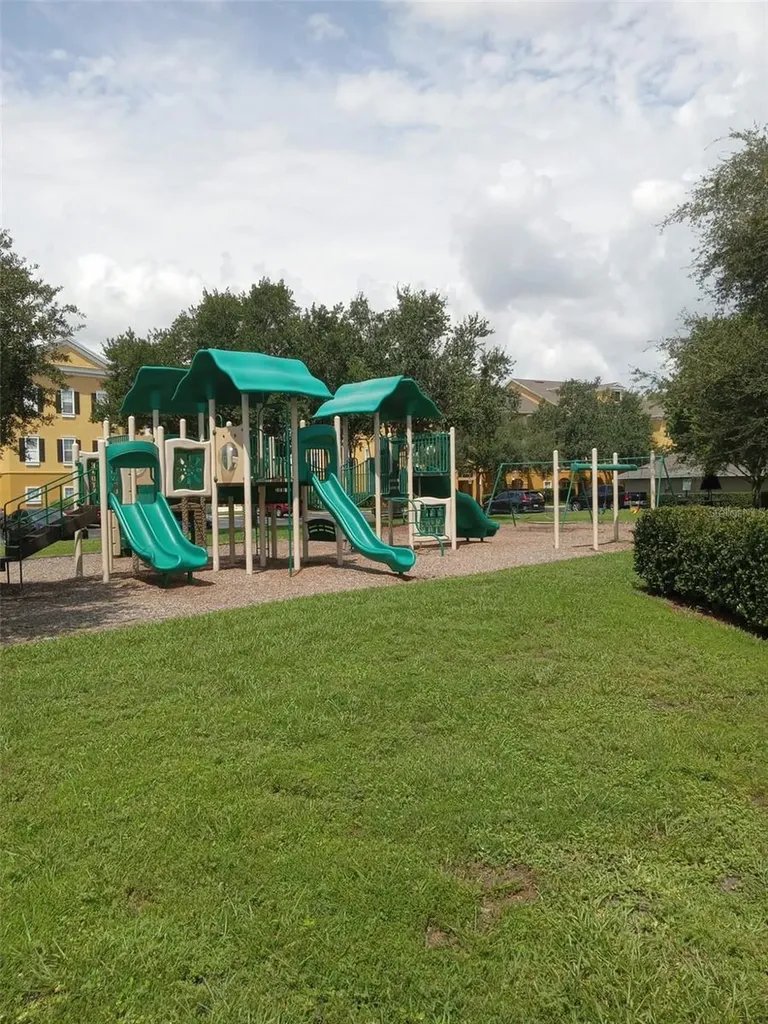 3707 Conroy Road Orlando FL 32839