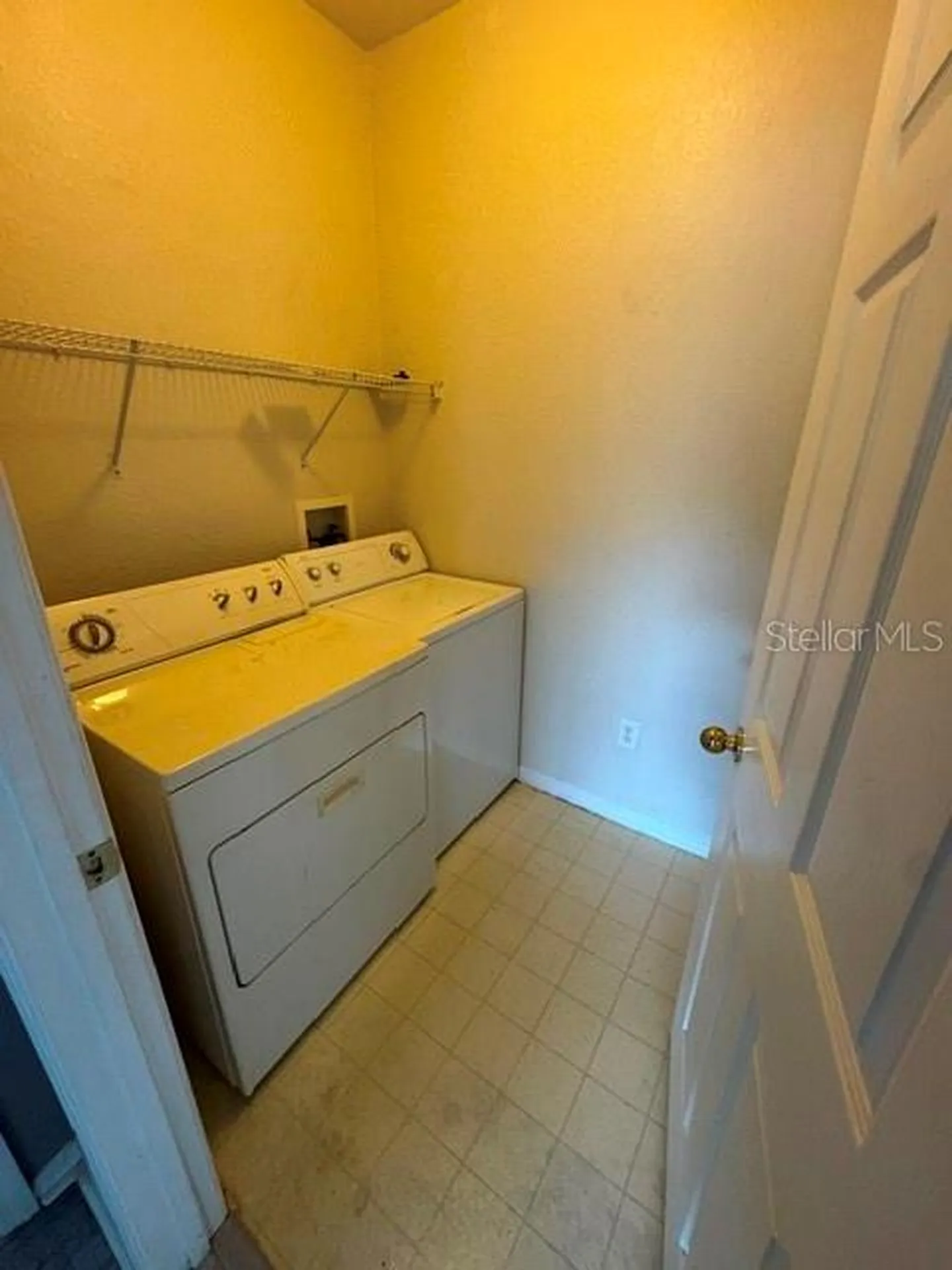 3707 Conroy Road Orlando FL 32839