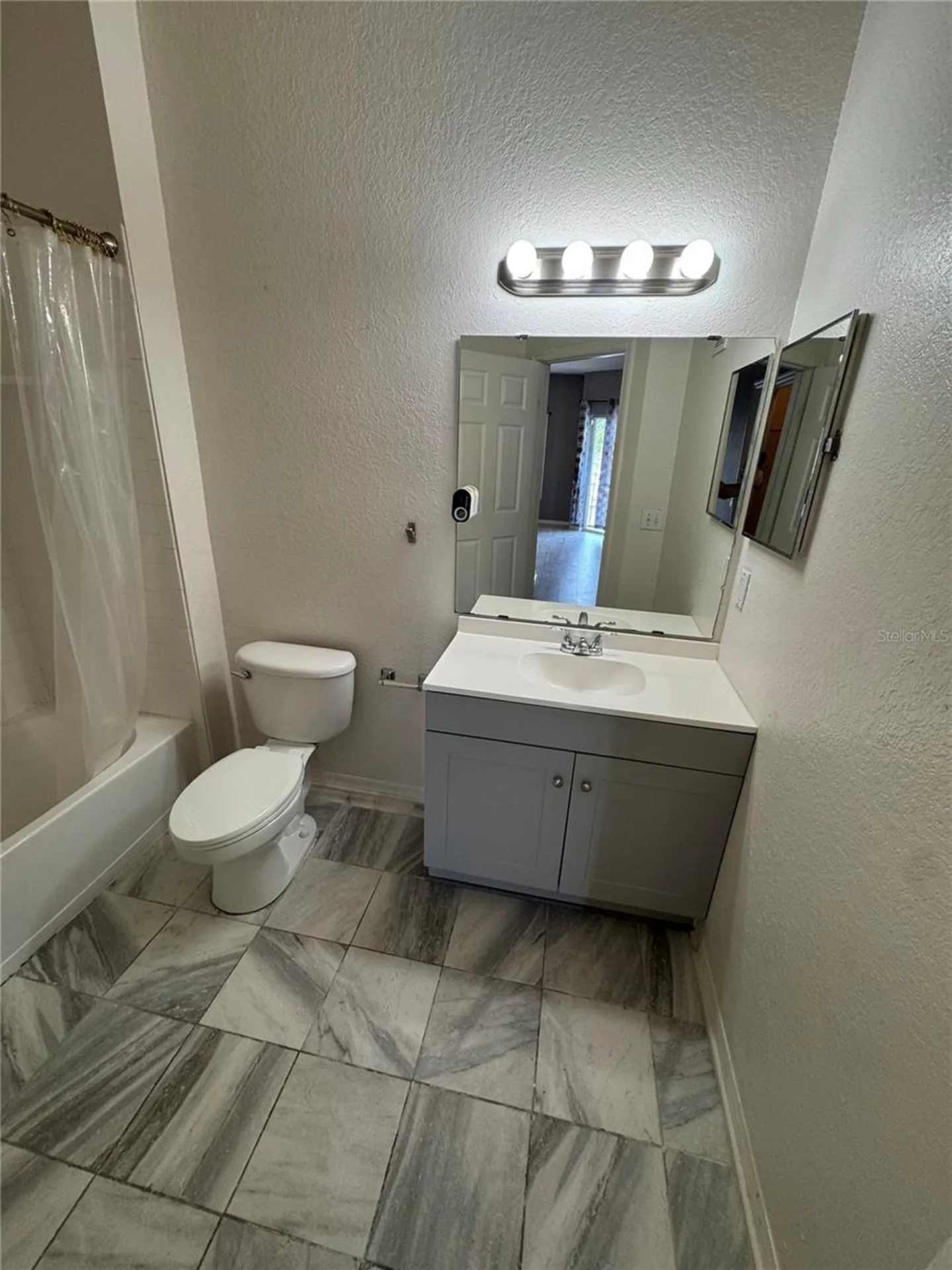 3707 Conroy Road Orlando FL 32839