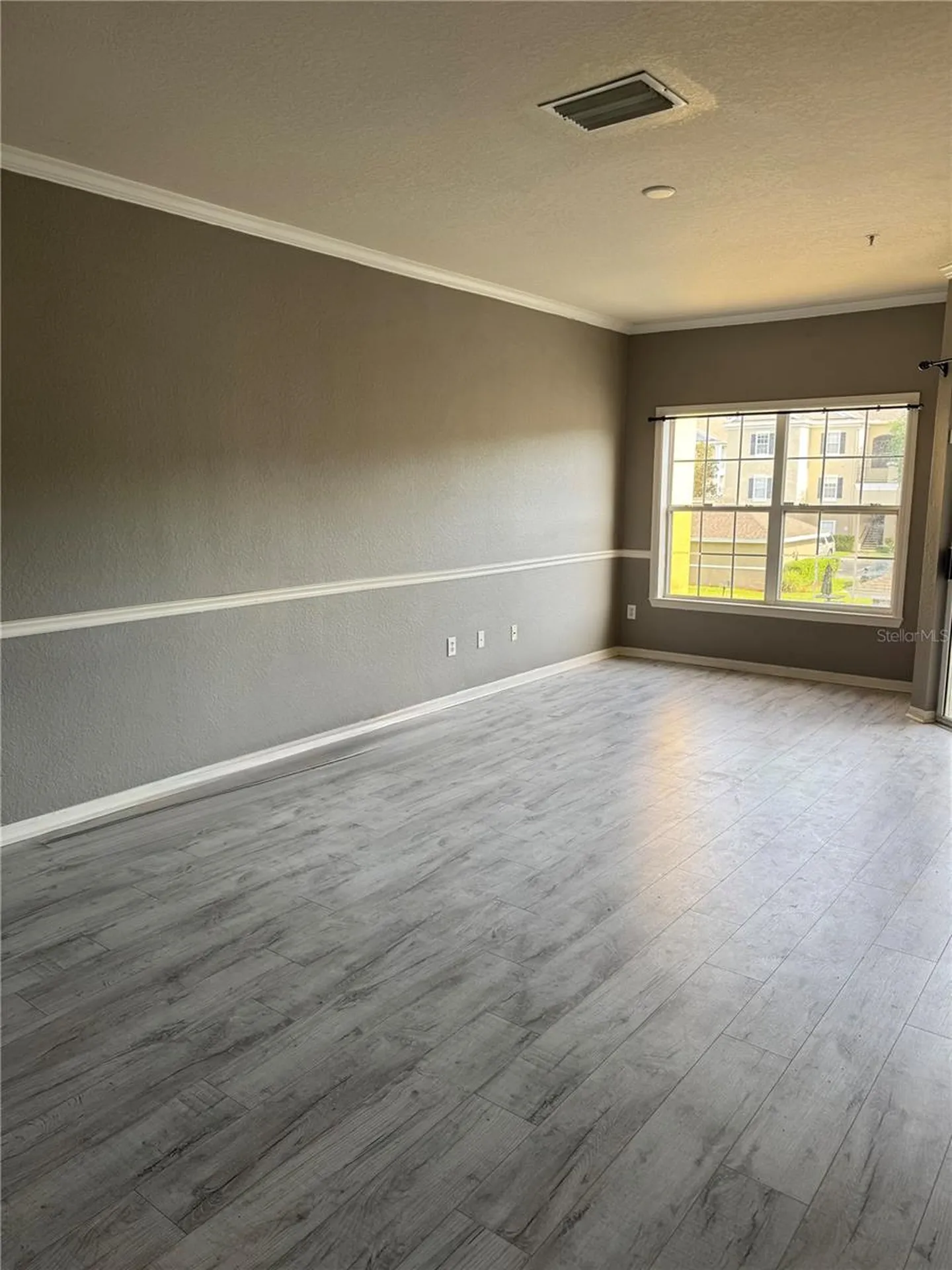 3707 Conroy Road Orlando FL 32839