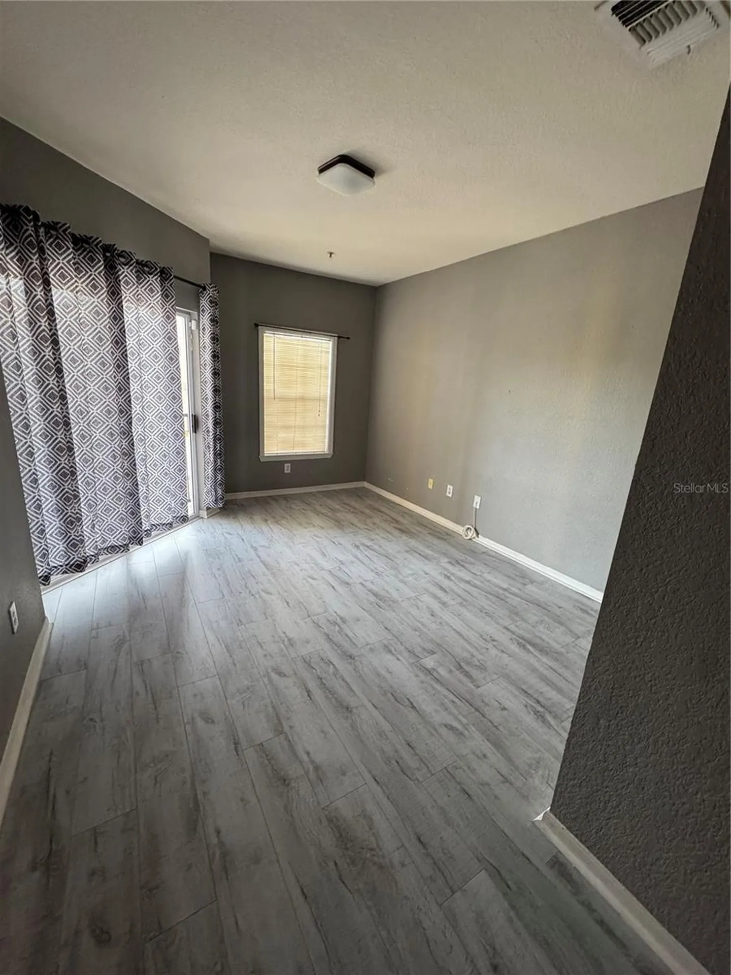 3707 Conroy Road Orlando FL 32839