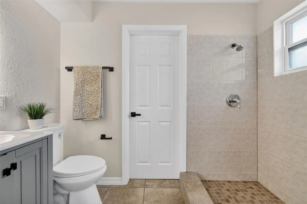 6801 17th Street S St Petersburg FL 33712