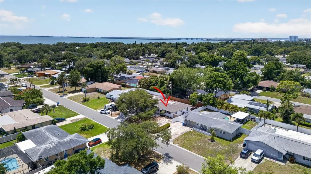 6801 17th Street S St Petersburg FL 33712