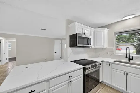 6801 17th Street S St Petersburg FL 33712