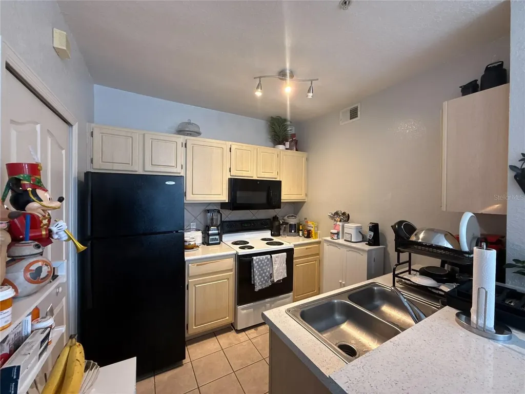 8927 Legacy Court Kissimmee FL 34747