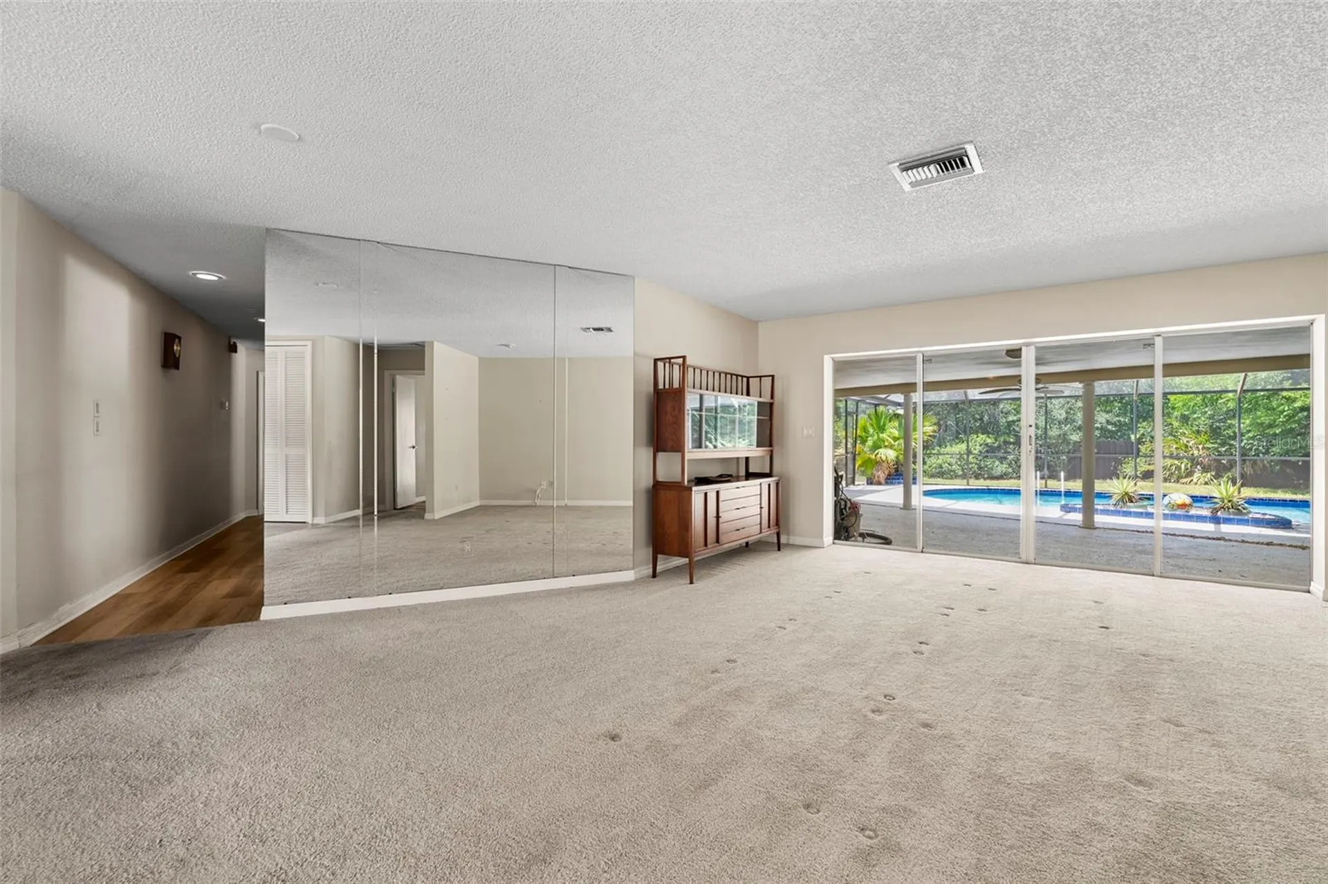 207 Dunbridge Drive Palm Harbor FL 34684
