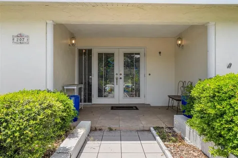 207 Dunbridge Drive Palm Harbor FL 34684